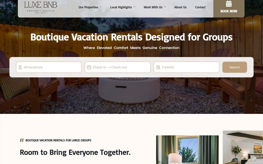 LuxeBNBStays luxury vacation rental website homepage